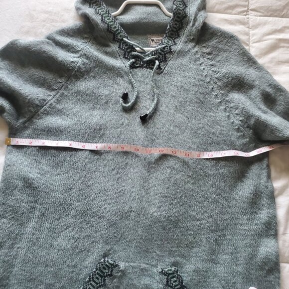 Alpaca Sweater / Hoodie Hand Made in Bolivia - Picture 6 of 7